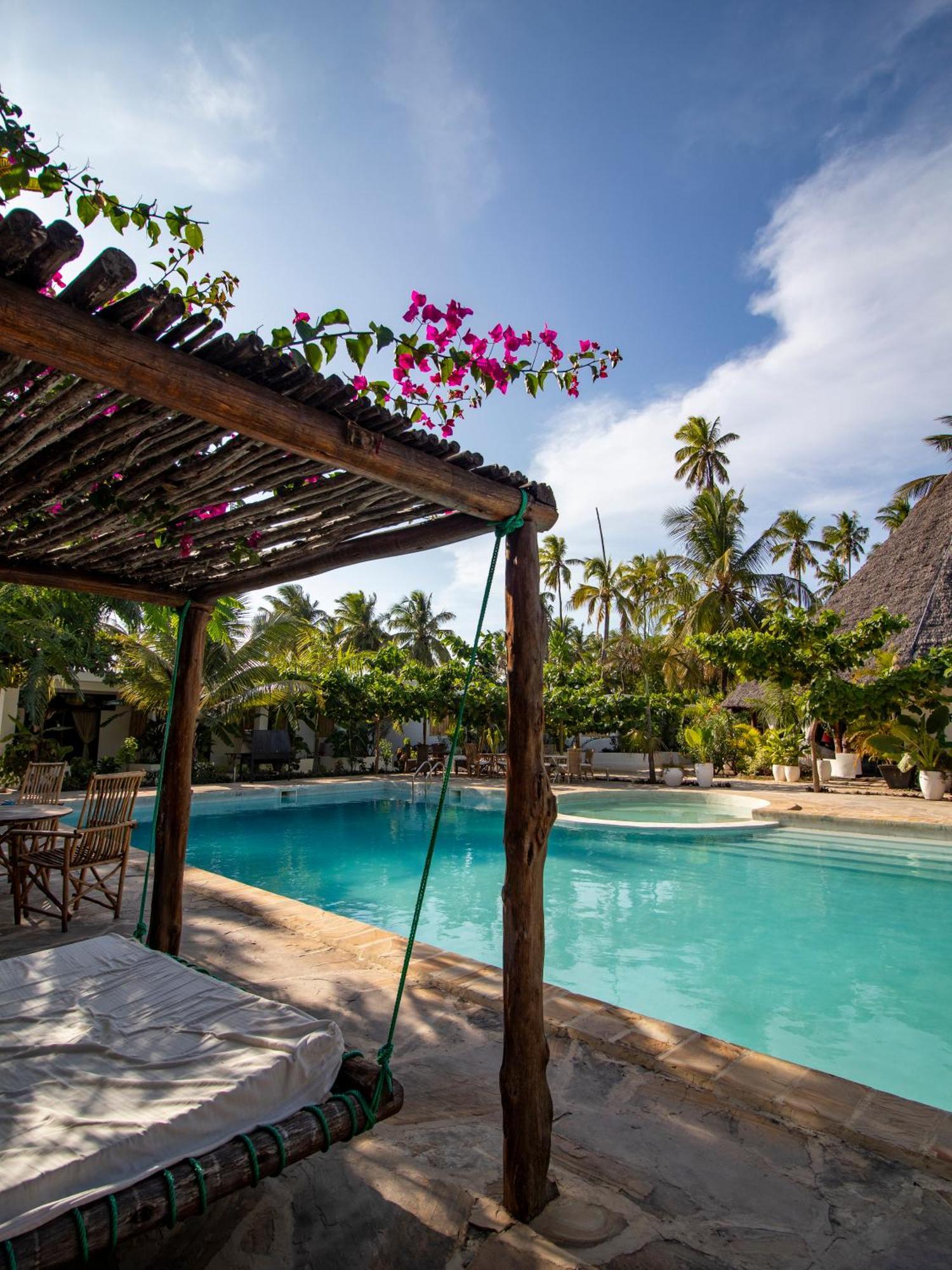 Tropical Boutique Hotel & Resto Làng Làng Pingwe Ngoại thất bức ảnh